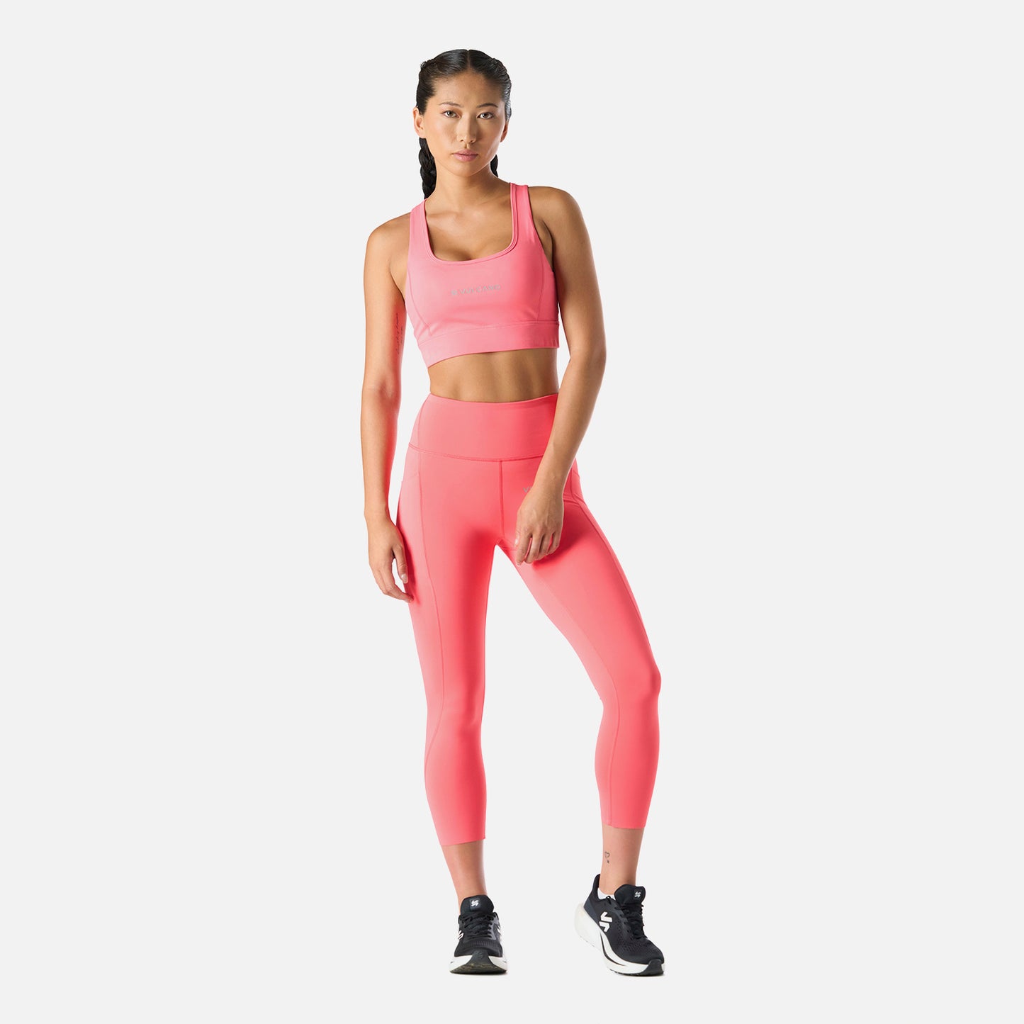 Peto Mujer Built To Move Medium Support Bra Coral Vulcano