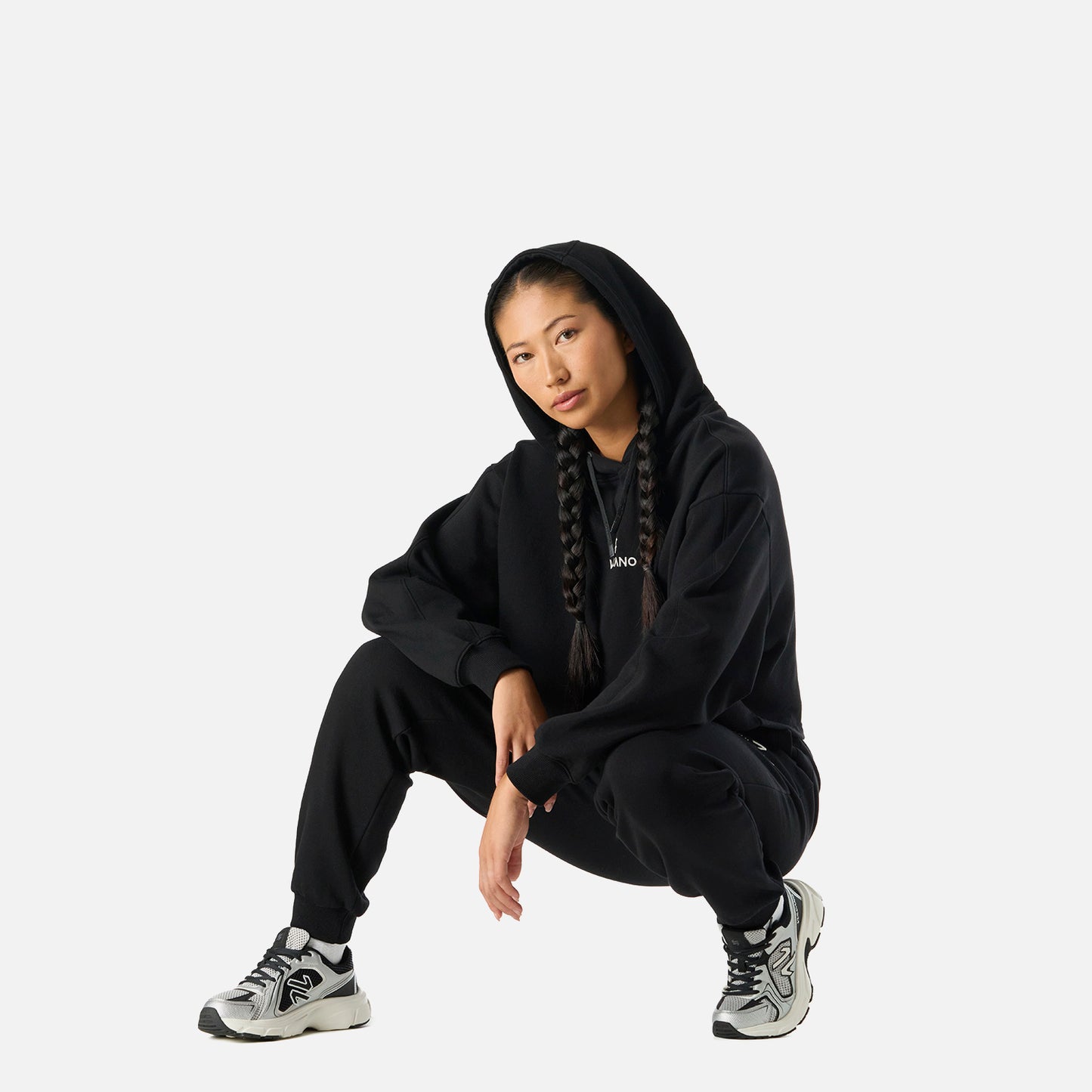 Polerón Mujer Cool Down Sweatshirt Hoody Negro Vulcano