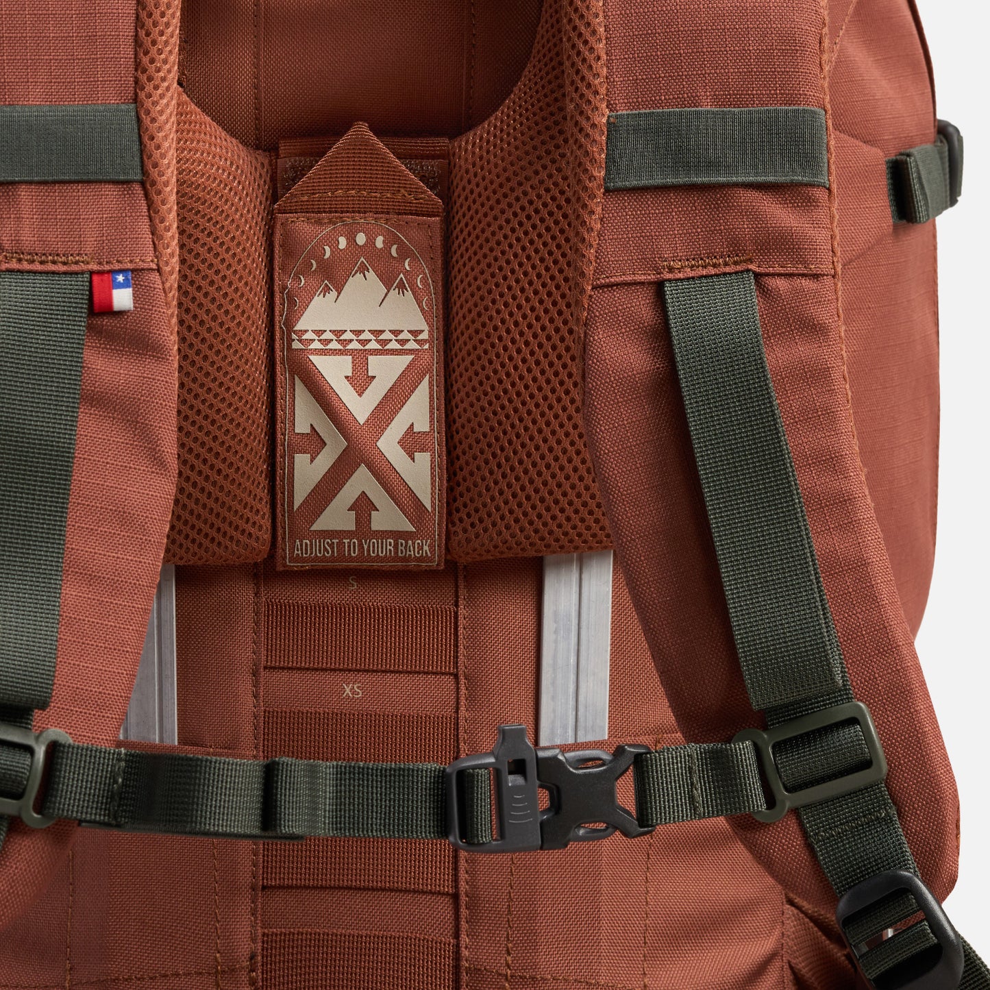 Mochila Acarreo 65L Ladrillo Haka Honu