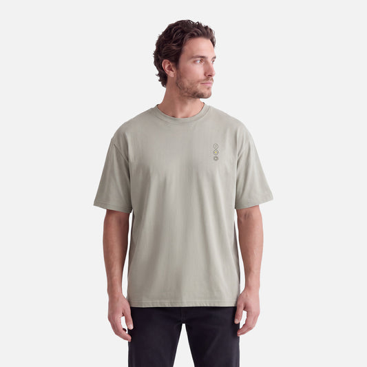 Polera Hombre Voy y Vuelvo Laurel Haka Honu