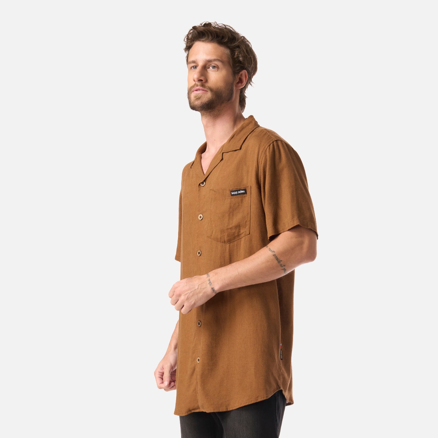 Camisa Hombre Linaje Mostaza Haka Honu