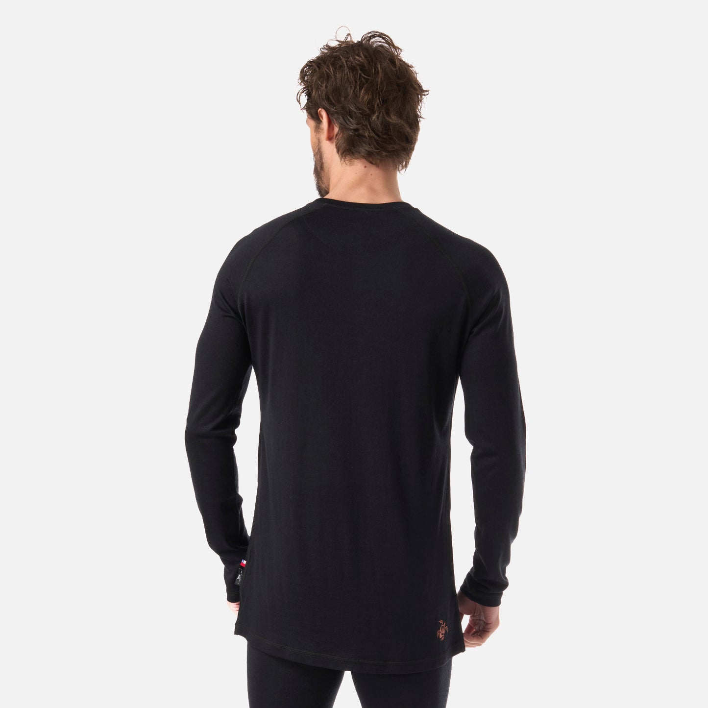 Primera Capa Hombre Carnero Top Negro Haka Honu