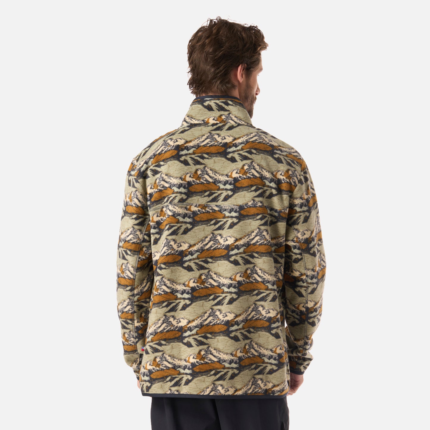 Polar Hombre Tokerau Print Verde Oliva Haka Honu