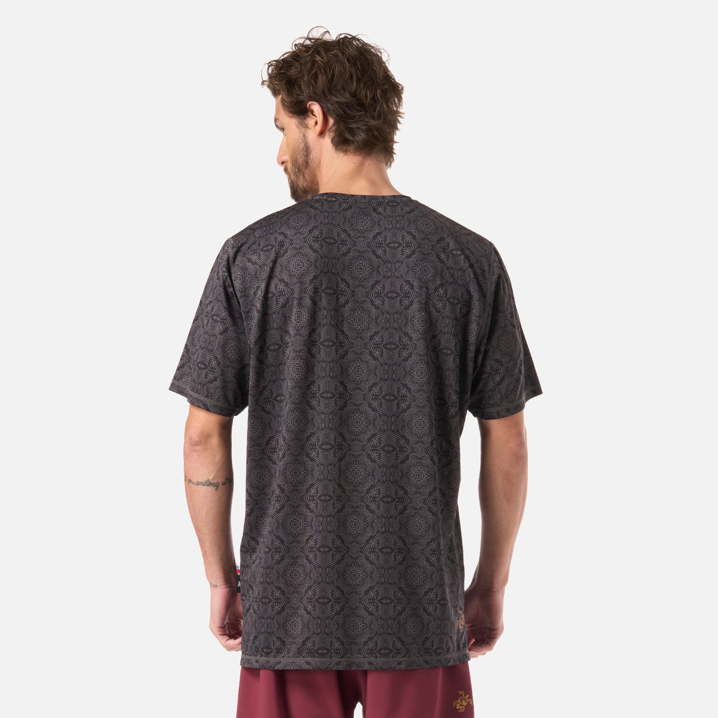 Polera Hombre Sudala Print Grafito Haka Honu