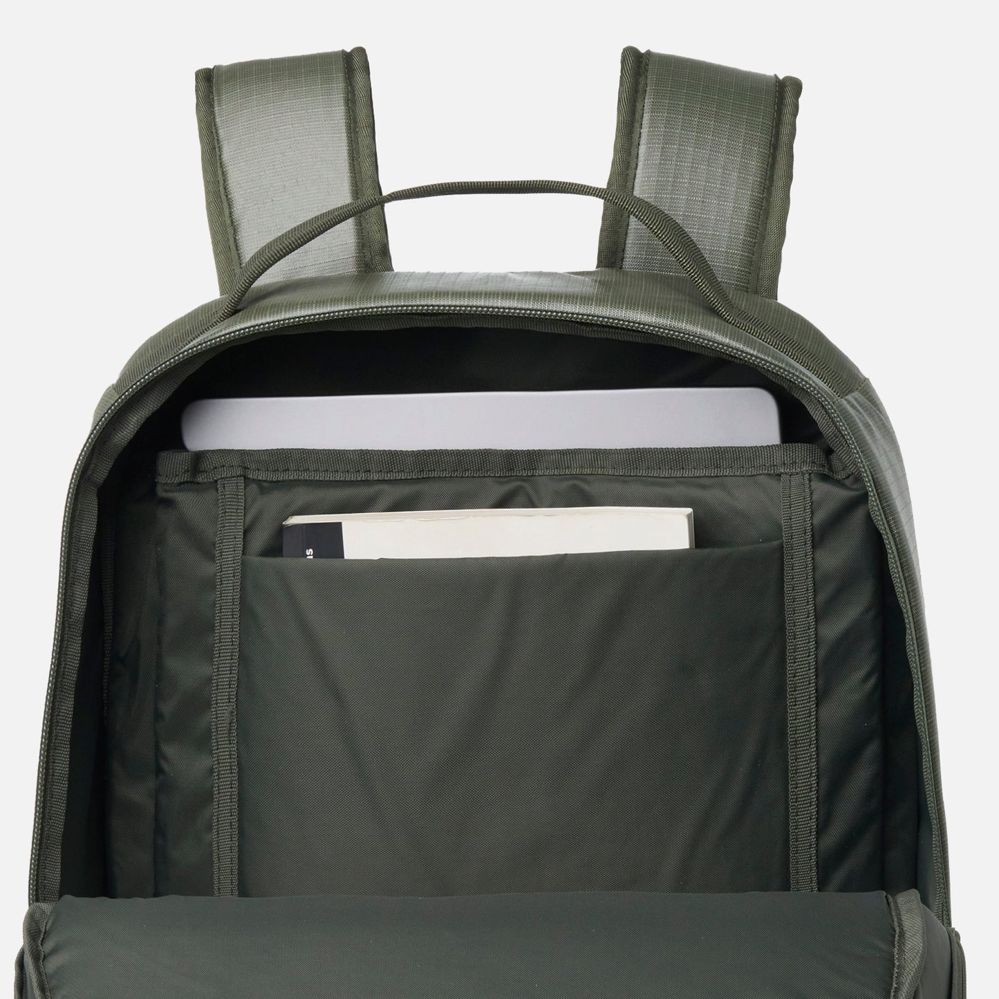 Mochila Venture Daypack 20L Verde Militar  Lippi