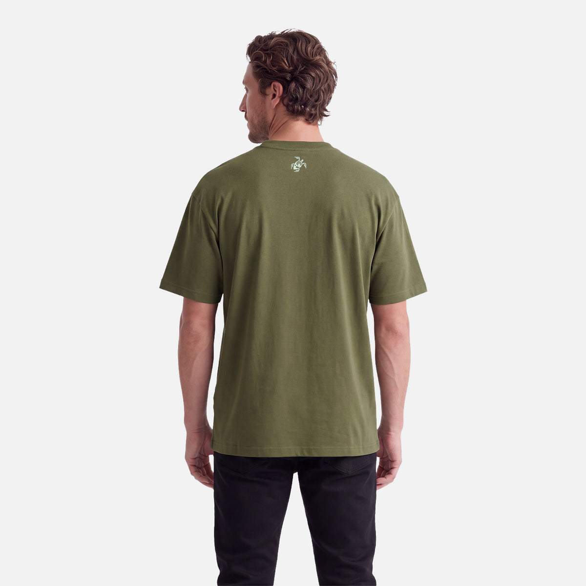 Polera Hombre Logo Verde Musgo Haka Honu