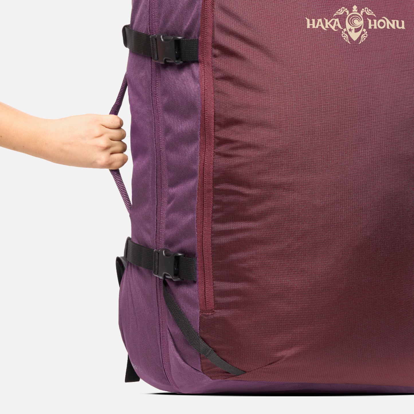 Mochila Viajera 35L Morado Haka Honu