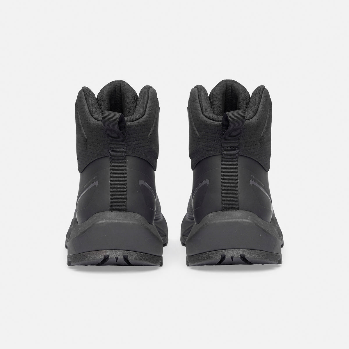 Zapatilla Mujer Iron Stone Mid II Negro Lippi