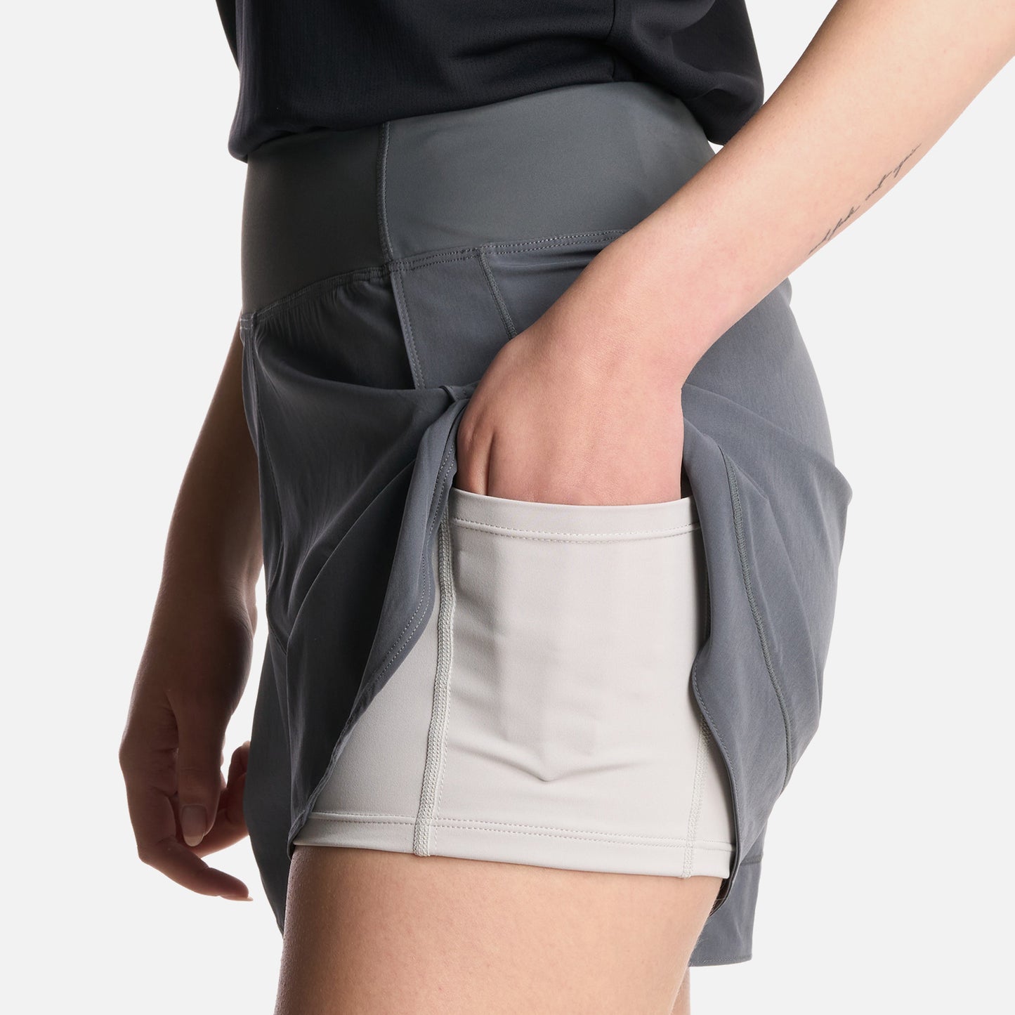 Short Mujer Go For It Short Gris Medio Lippi