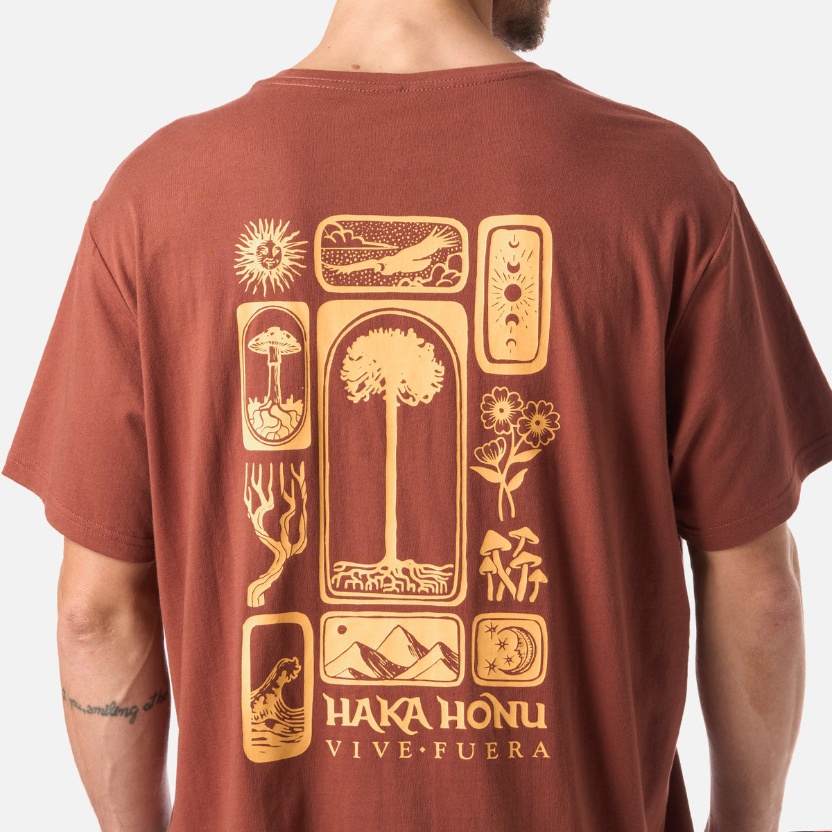 Polera Hombre Mosaicos Cafe Haka Honu