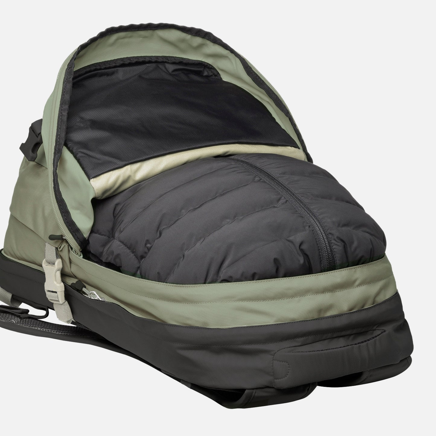 Mochila Intense 24L Daypack Verde Militar Lippi