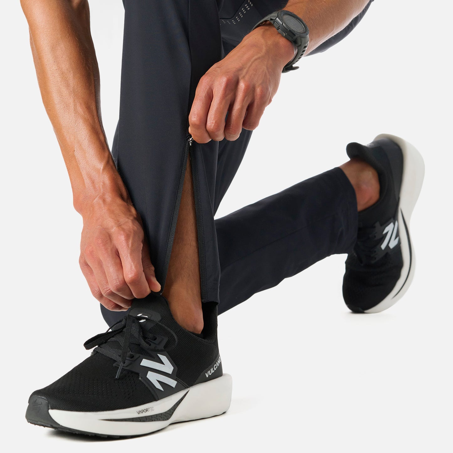 Pantalón Hombre Built To Move Pants Negro Vulcano