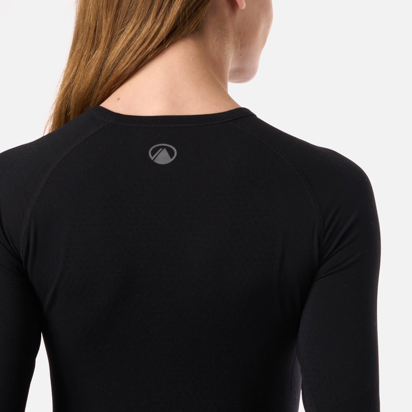 Primera Capa Mujer Skintec Active Q-Dry Top Negro Lippi