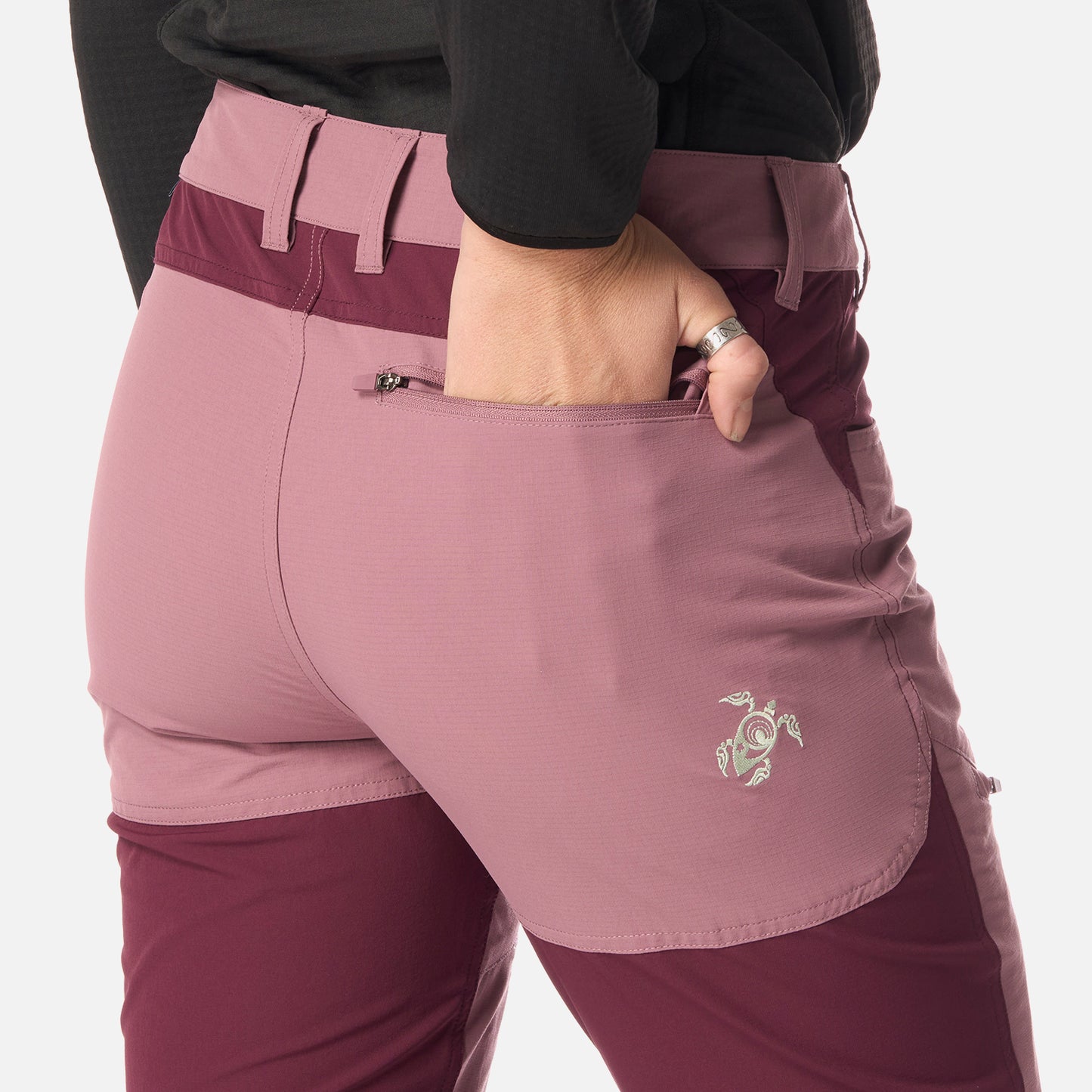 Pantalón Mujer Boina Negra Lila Haka Honu