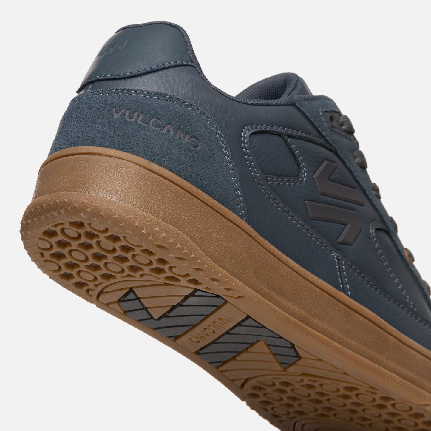 Zapatilla Hombre Classic Azul Piedra Vulcano