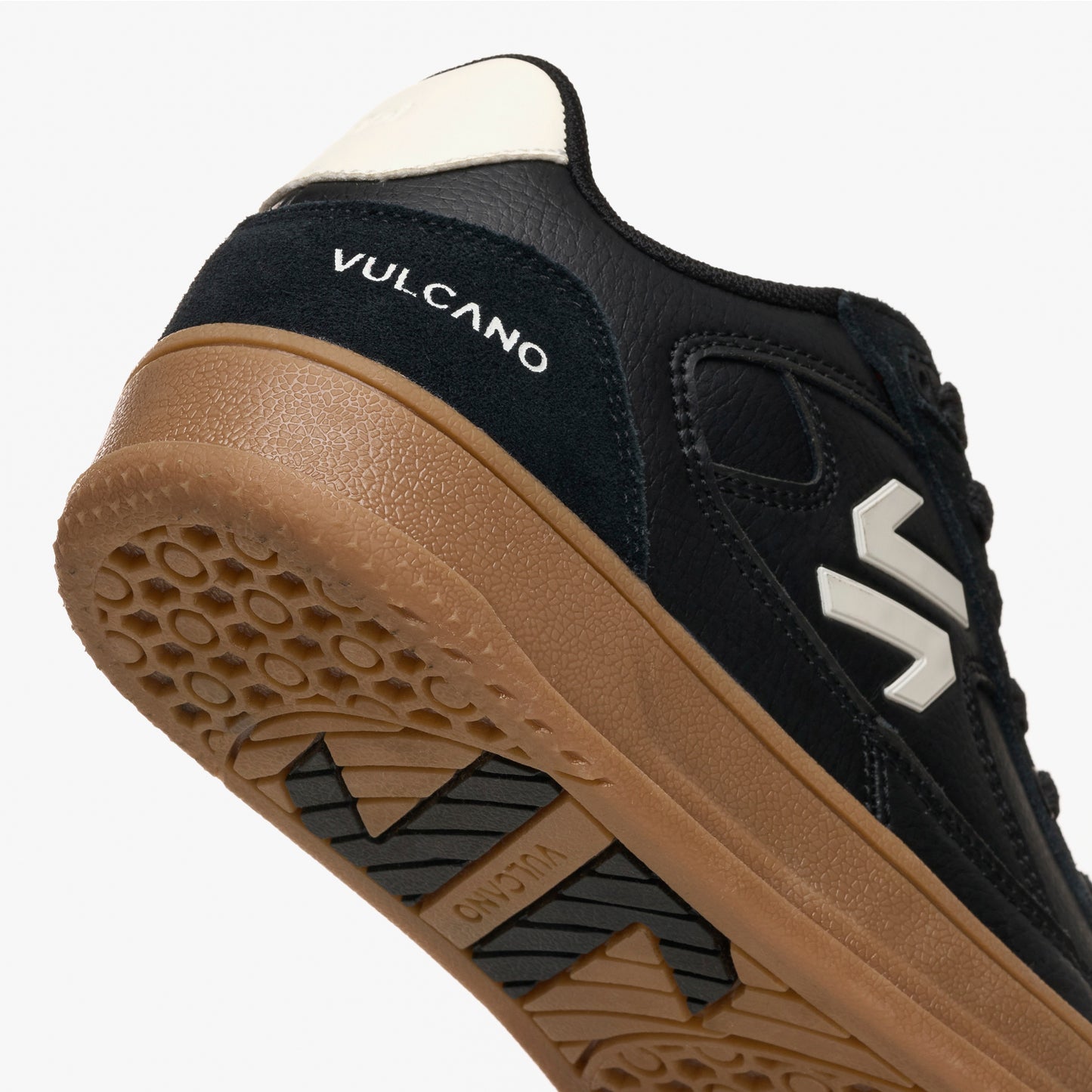 Zapatilla Mujer Classic Negro Vulcano