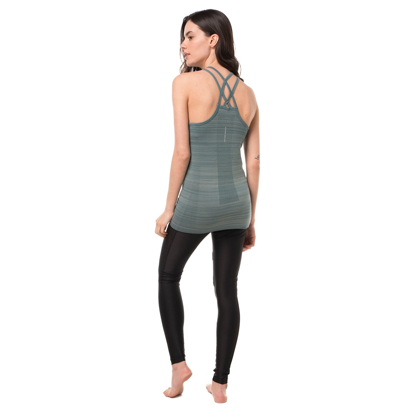 Polera Mujer Trained Q-Dry Tank Melange Uva Lippi