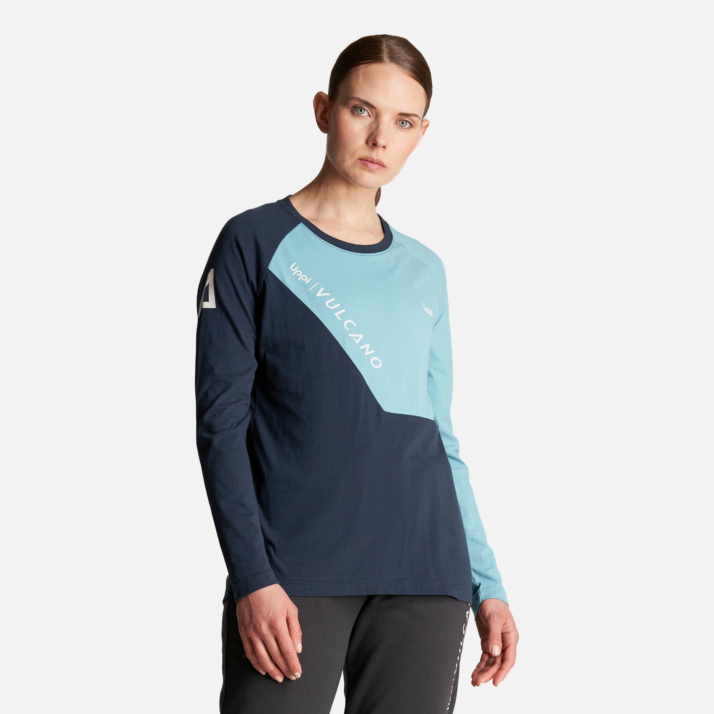 Polera Mujer Vulcano Cotton LS T-Shirt Negro Lippi
